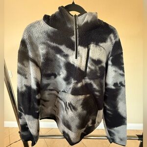 Tek Gear Men's Black and Gray Zip-Up Sweater